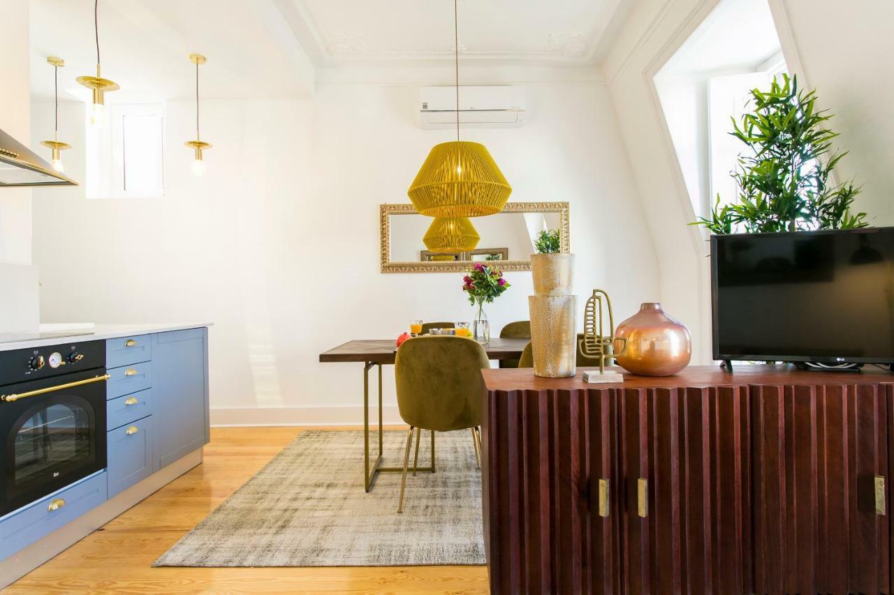 2 Beautiful Upscale Flat Embracing Tejo! Apartamento *